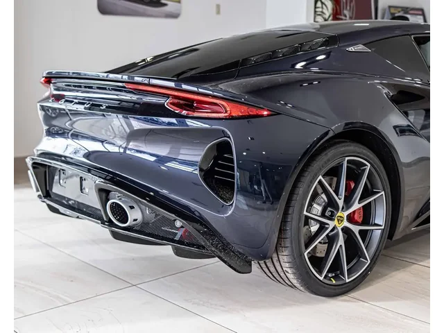 Nuevos LOTUS EMIRA à Estados chez autogozo