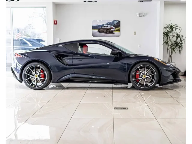 Nuevos LOTUS EMIRA à Estados chez autogozo