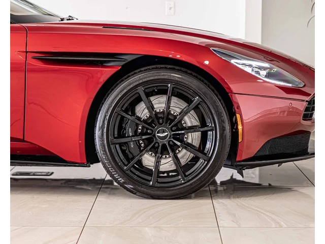 SEMINUEVOS ASTON MARTIN DB11 a Estados en autogozo