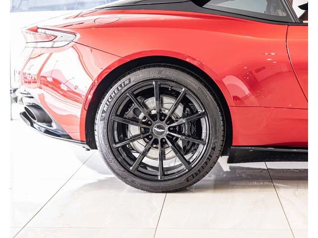 SEMINUEVOS ASTON MARTIN DB11 a Estados en autogozo
