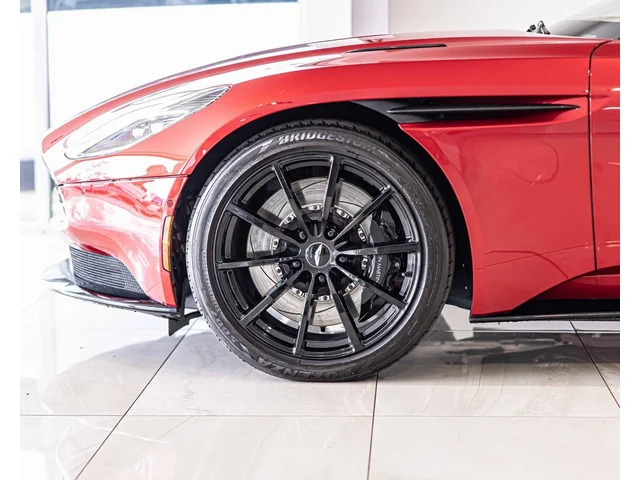 SEMINUEVOS ASTON MARTIN DB11 a Estados en autogozo
