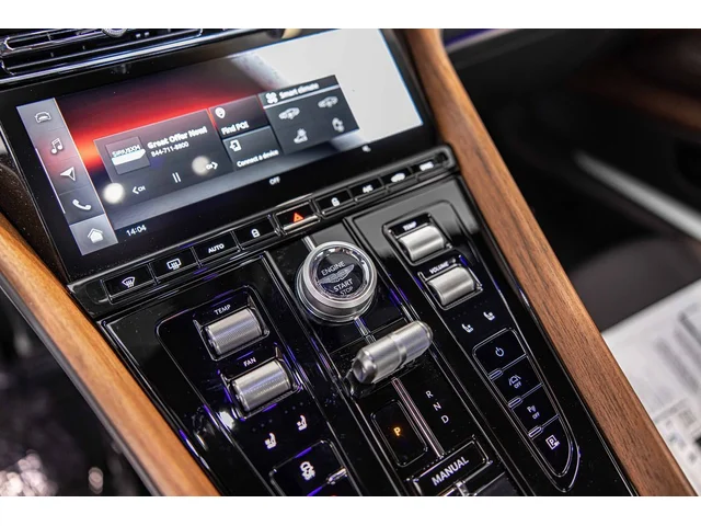 Nuevos ASTON MARTIN DB12 à Estados chez autogozo