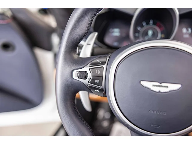 SEMINUEVOS ASTON MARTIN Vantage a Estados en autogozo