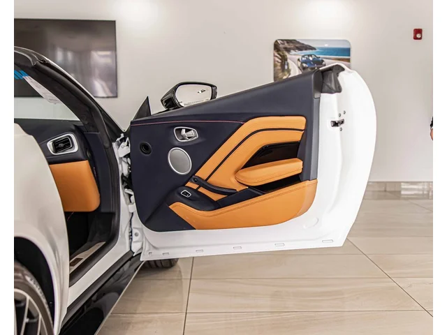 SEMINUEVOS ASTON MARTIN Vantage a Estados en autogozo