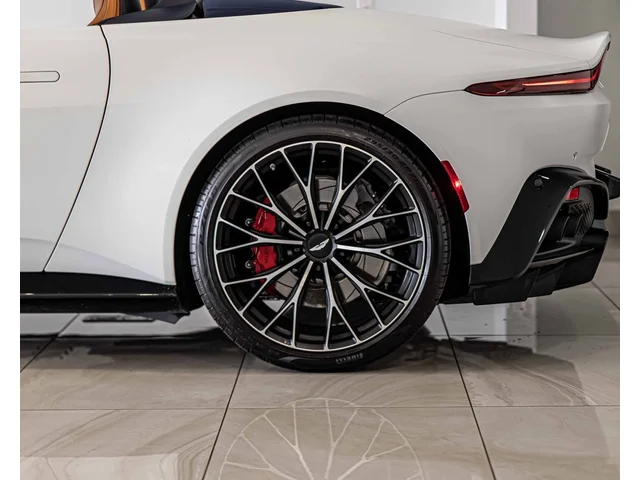 SEMINUEVOS ASTON MARTIN Vantage a Estados en autogozo