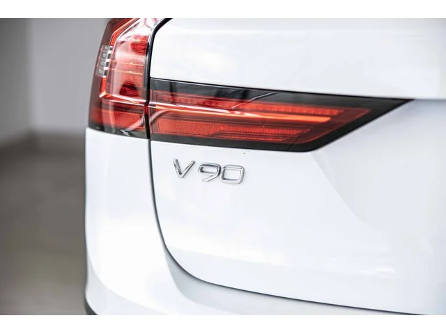 SEMINUEVOS VOLVO V90 Cross Country a Estados en autogozo