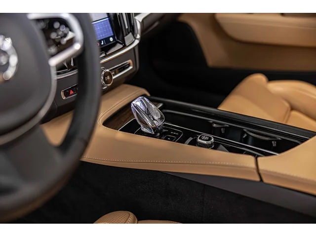 SEMINUEVOS VOLVO V90 Cross Country a Estados en autogozo