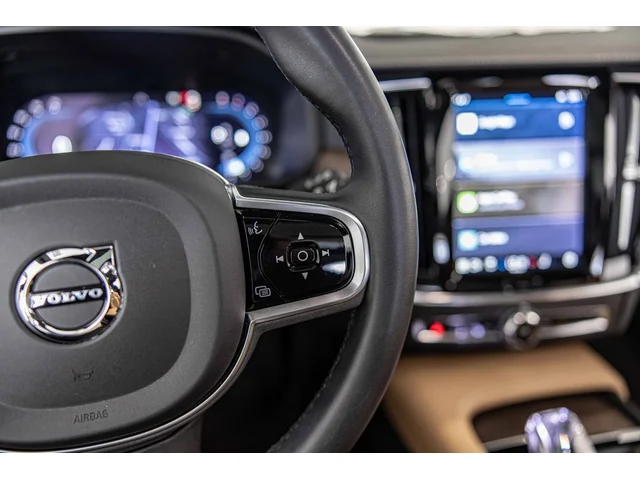 SEMINUEVOS VOLVO V90 Cross Country a Estados en autogozo
