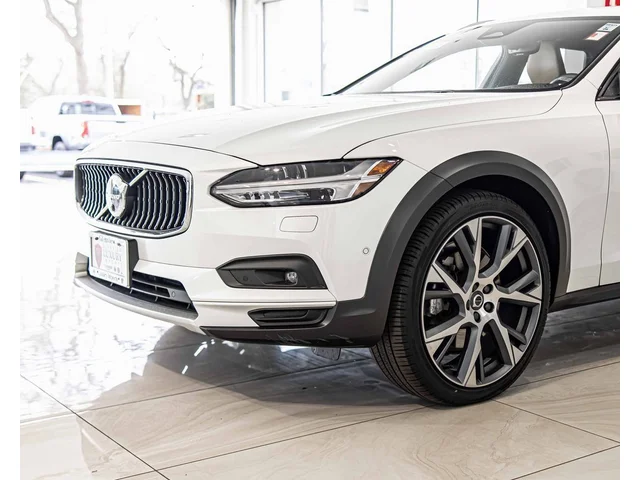 SEMINUEVOS VOLVO V90 Cross Country a Estados en autogozo