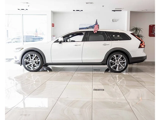 SEMINUEVOS VOLVO V90 Cross Country a Estados en autogozo