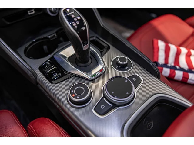 SEMINUEVOS ALFA ROMEO Giulia a Estados en autogozo