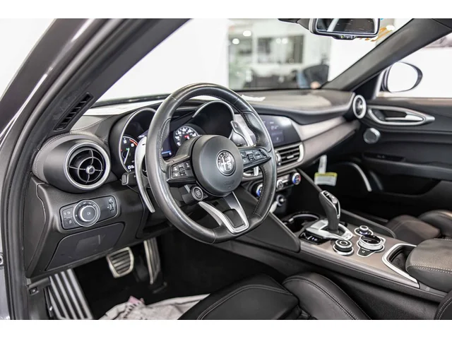 SEMINUEVOS ALFA ROMEO Giulia a Estados en autogozo