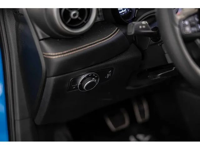 Nuevos ALFA ROMEO TONALE à Estados chez autogozo