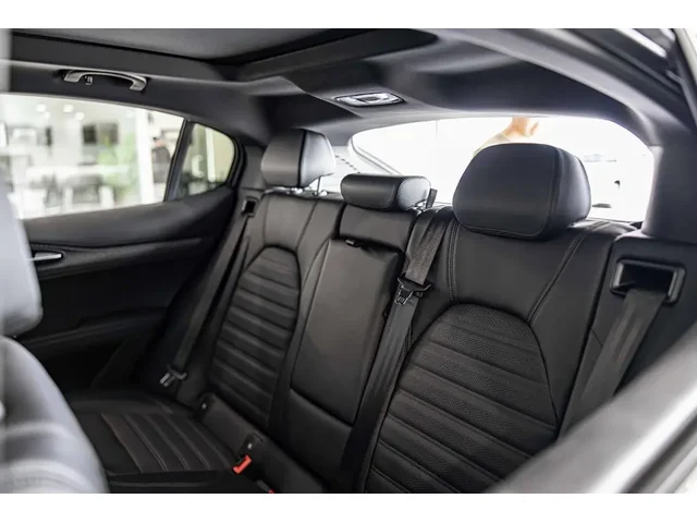 Nuevos ALFA ROMEO STELVIO à Estados chez autogozo