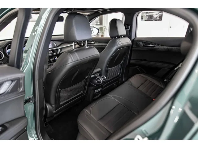 Nuevos ALFA ROMEO STELVIO à Estados chez autogozo