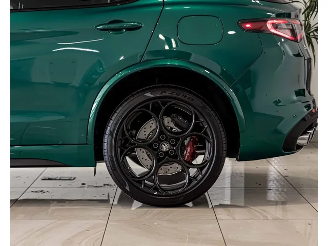 Nuevos ALFA ROMEO STELVIO à Estados chez autogozo