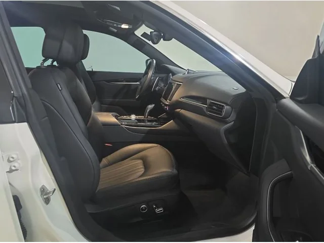SEMINUEVOS MASERATI Levante a Estados en autogozo
