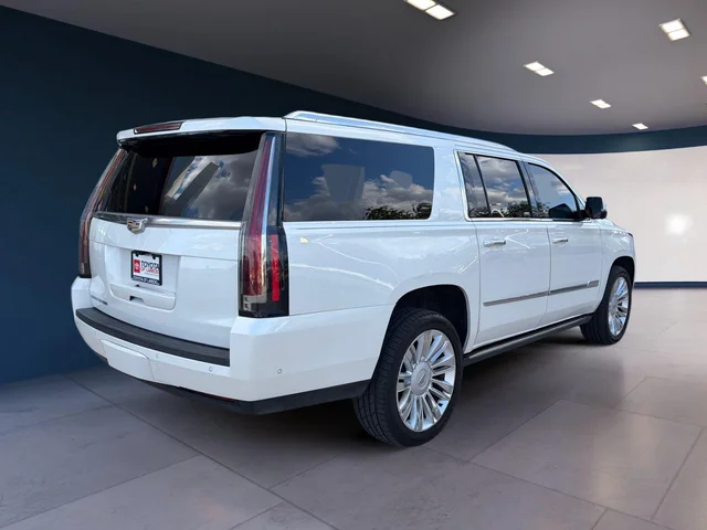 SEMINUEVOS CADILLAC Escalade ESV a Estados en autogozo