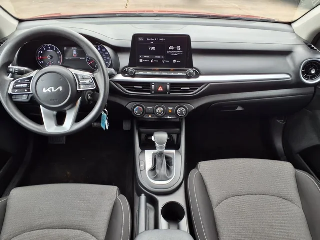 SEMINUEVOS KIA Forte a Estados en autogozo