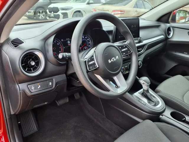 SEMINUEVOS KIA Forte a Estados en autogozo