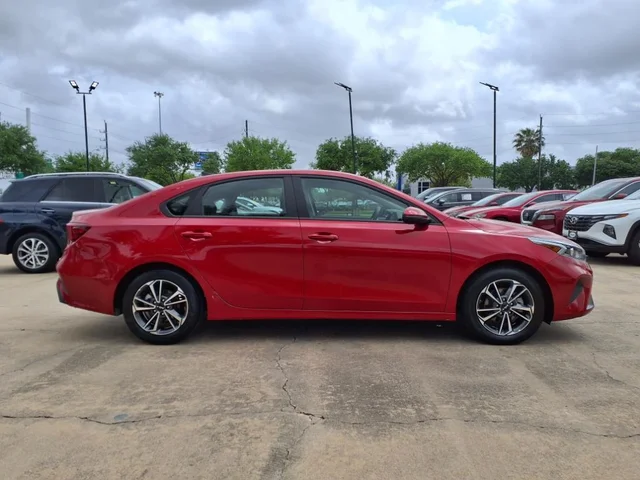 SEMINUEVOS KIA Forte a Estados en autogozo