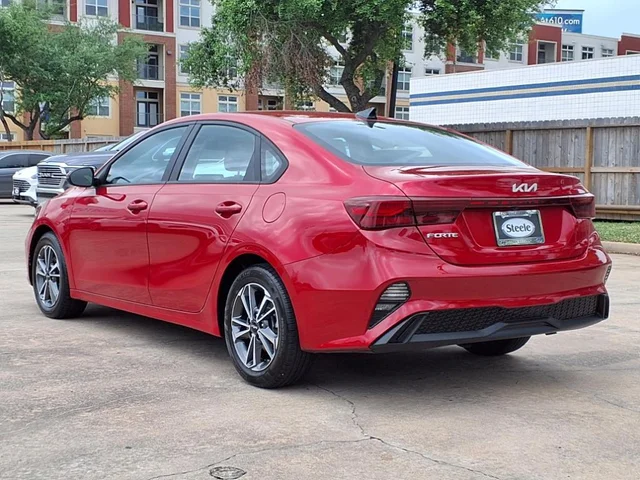 SEMINUEVOS KIA Forte a Estados en autogozo