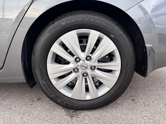 Nuevos NISSAN SENTRA à Estados chez autogozo