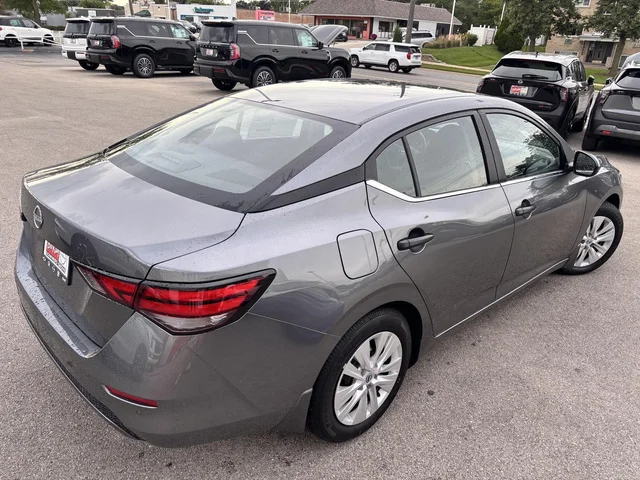 Nuevos NISSAN SENTRA à Estados chez autogozo