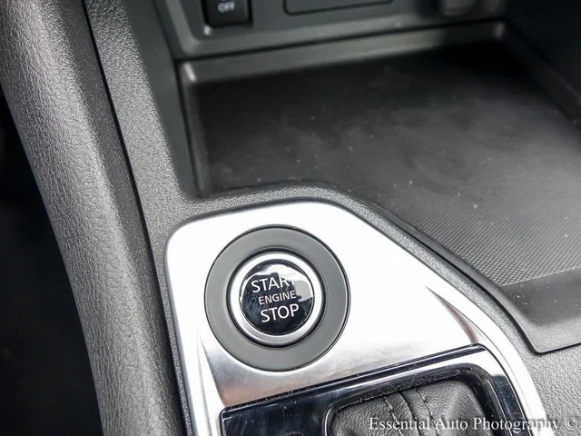 Nuevos NISSAN SENTRA à Estados chez autogozo