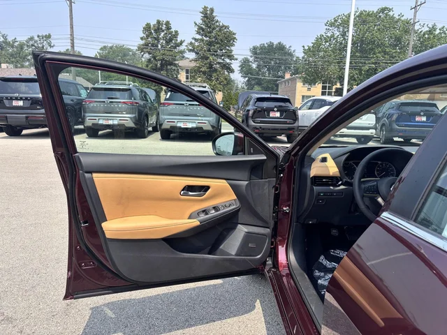 Nuevos NISSAN SENTRA à Estados chez autogozo