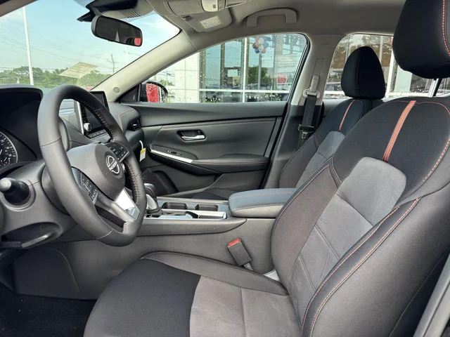Nuevos NISSAN SENTRA à Estados chez autogozo