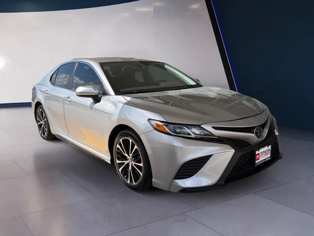SEMINUEVOS TOYOTA Camry a Estados en autogozo