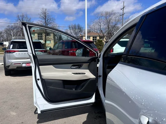 Nuevos NISSAN MURANO à Estados chez autogozo