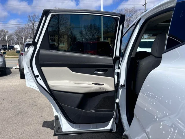 Nuevos NISSAN MURANO à Estados chez autogozo