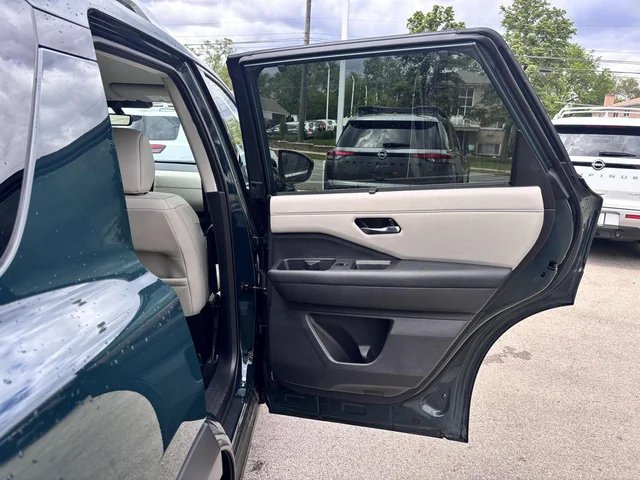 SEMINUEVOS NISSAN Pathfinder a Estados en autogozo
