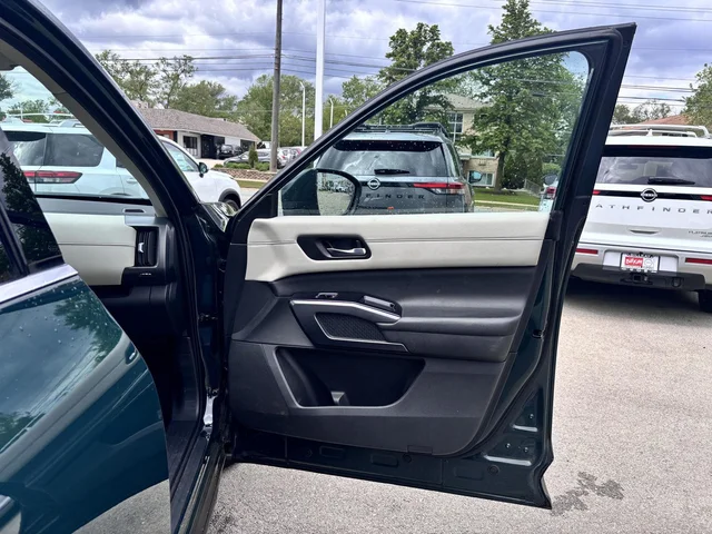 SEMINUEVOS NISSAN Pathfinder a Estados en autogozo