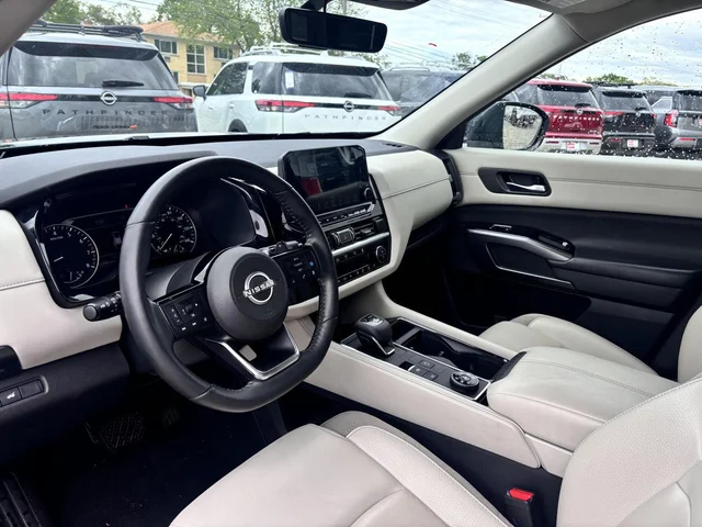 SEMINUEVOS NISSAN Pathfinder a Estados en autogozo