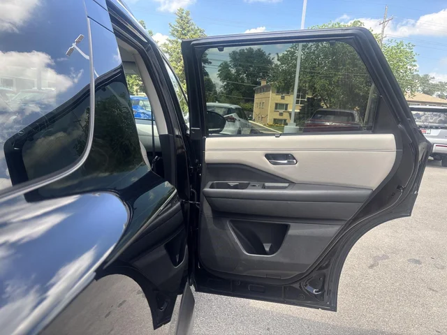 SEMINUEVOS NISSAN Pathfinder a Estados en autogozo