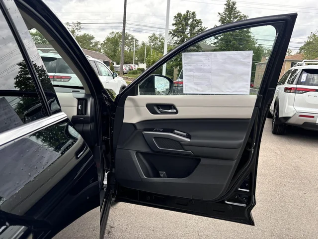 Nuevos NISSAN PATHFINDER à Estados chez autogozo