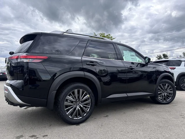 Nuevos NISSAN PATHFINDER à Estados chez autogozo
