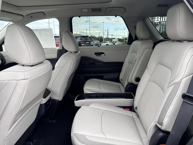 Nuevos NISSAN PATHFINDER à Estados chez autogozo