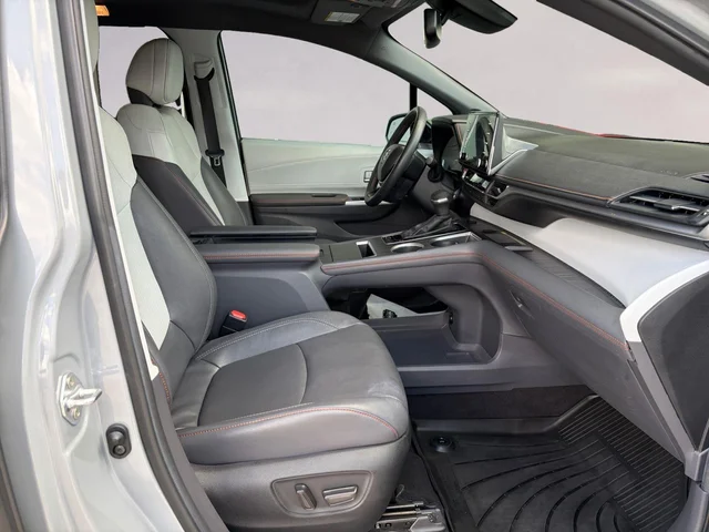 SEMINUEVOS TOYOTA Sienna a Estados en autogozo
