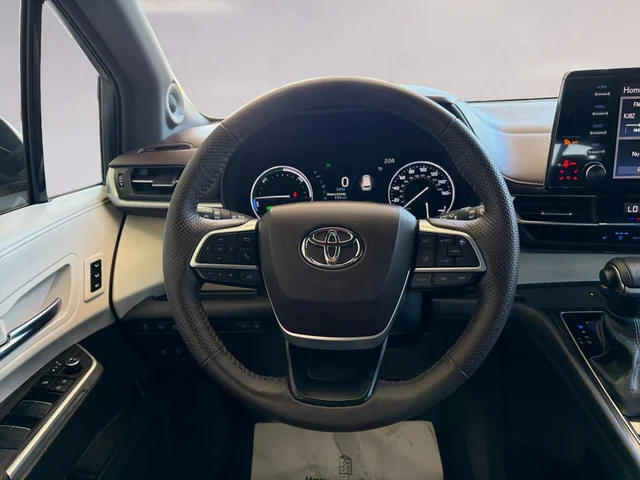 SEMINUEVOS TOYOTA Sienna a Estados en autogozo