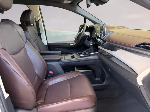 SEMINUEVOS TOYOTA Sienna a Estados en autogozo