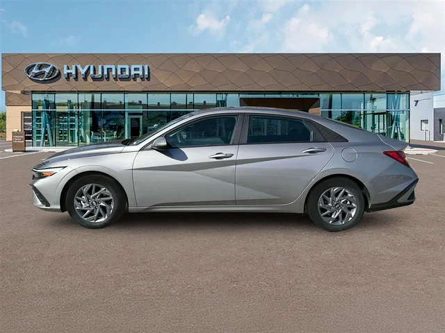 Nuevos HYUNDAI ELANTRA à Estados chez autogozo
