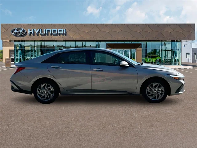 Nuevos HYUNDAI ELANTRA à Estados chez autogozo