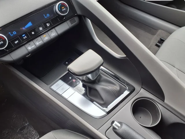 Nuevos HYUNDAI ELANTRA à Estados chez autogozo