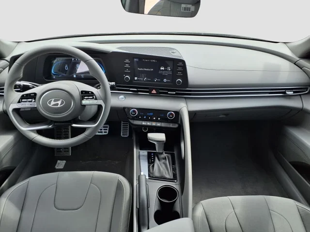 Nuevos HYUNDAI ELANTRA à Estados chez autogozo