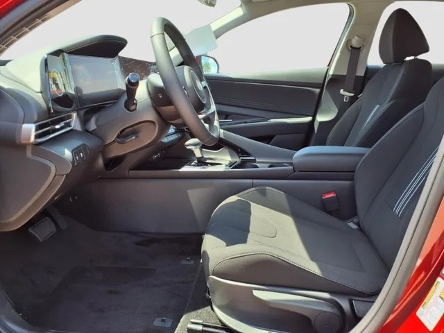 Nuevos HYUNDAI ELANTRA à Estados chez autogozo