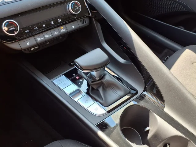 Nuevos HYUNDAI ELANTRA à Estados chez autogozo